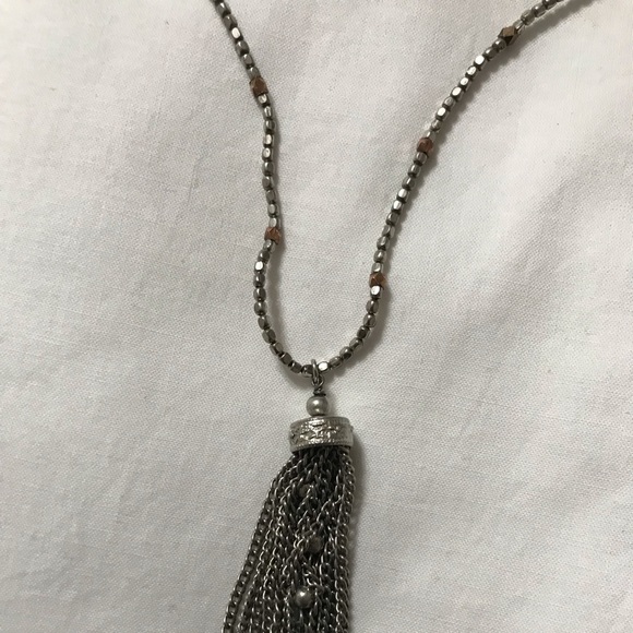 18” Pewter Tone Necklace used, good condition - Picture 3 of 5